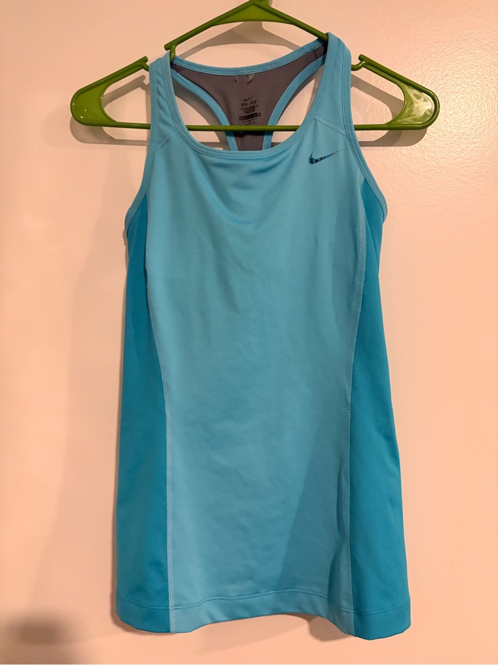 Nike Women’s Aqua Blue Racerback Sports bra tank dri-fit